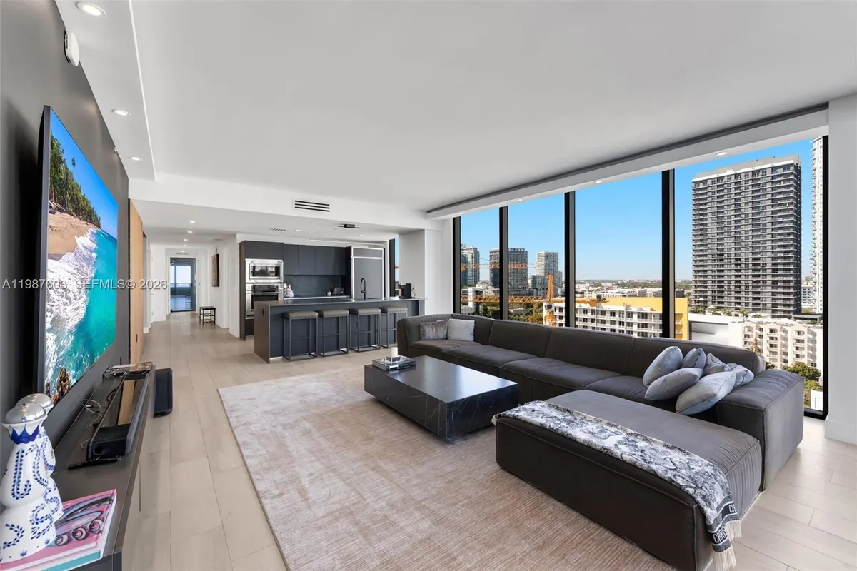 460 NE 28th St # 1601, Miami FL 33137