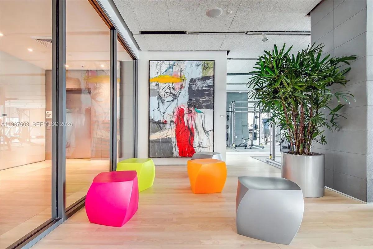 460 NE 28th St # 1601, Miami FL 33137