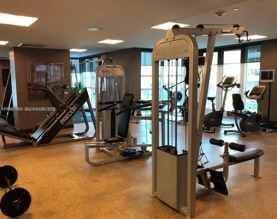 950 S Brickell Bay # 1109, Miami FL 33131