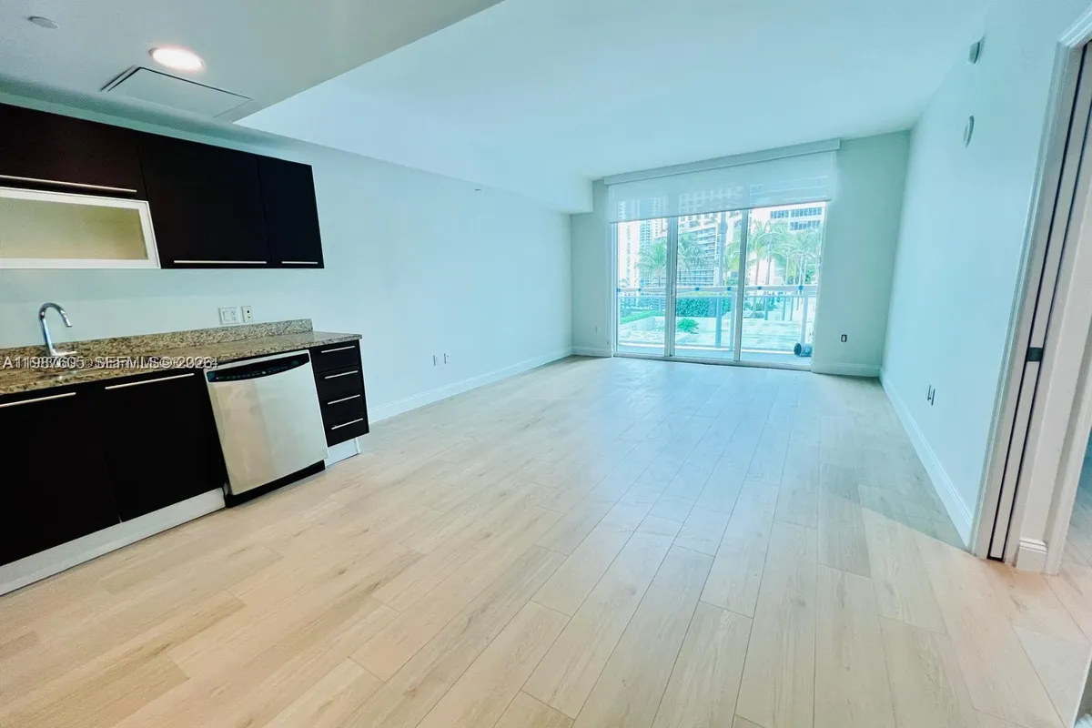 950 S Brickell Bay # 1109, Miami FL 33131