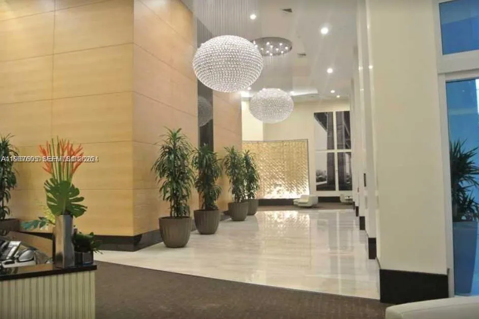 950 S Brickell Bay # 1109, Miami FL 33131