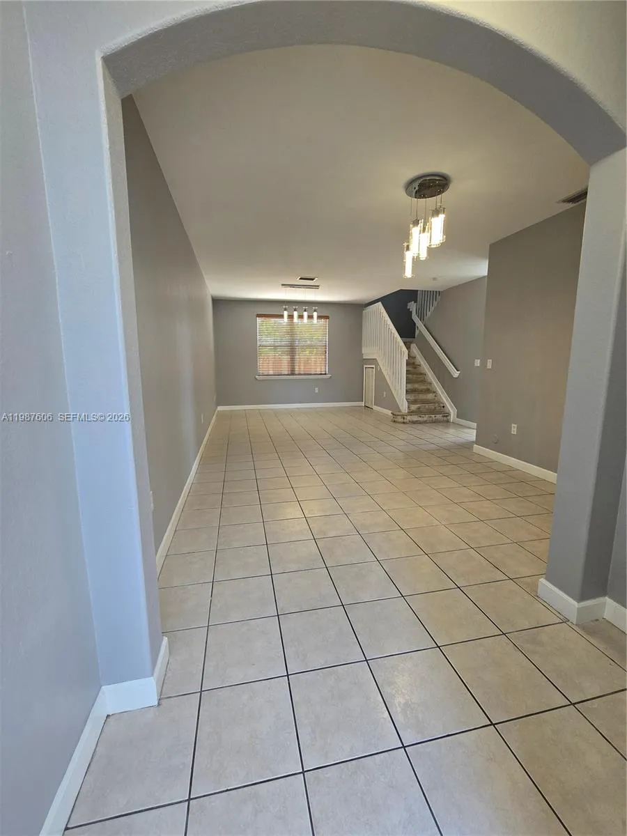 5630 NW 107th Ave # 1605, Doral FL 33178