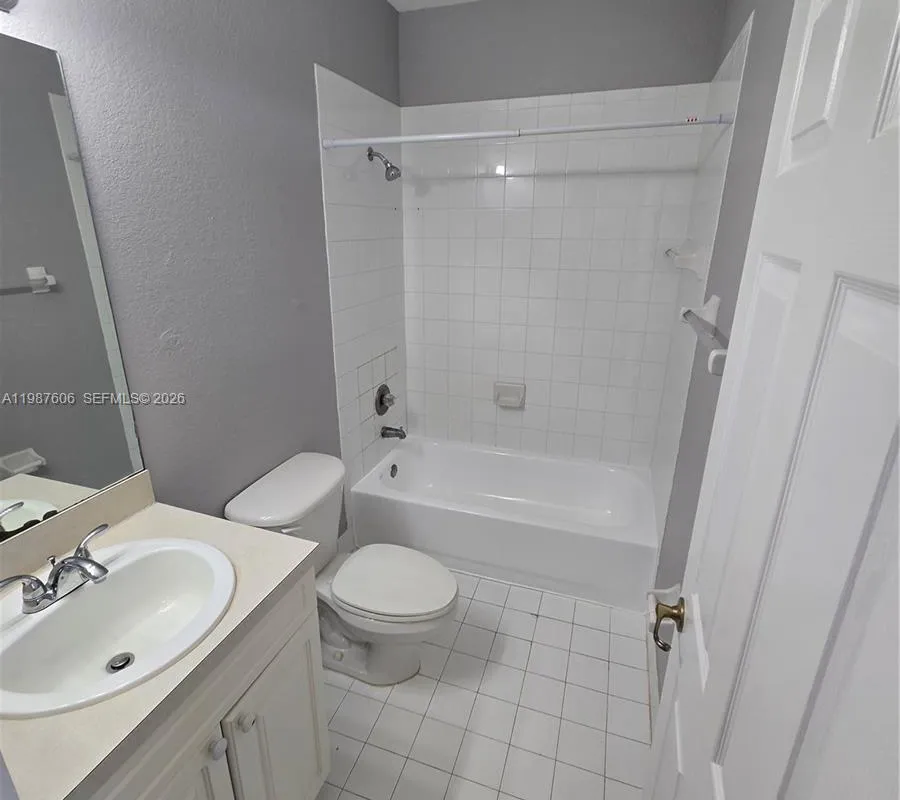 5630 NW 107th Ave # 1605, Doral FL 33178