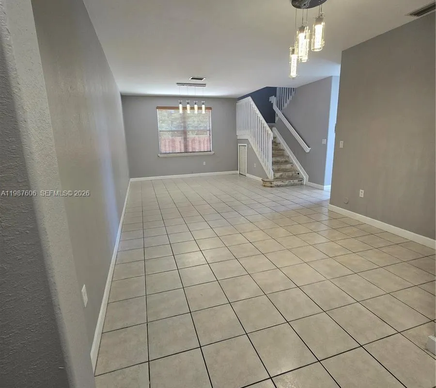 5630 NW 107th Ave # 1605, Doral FL 33178