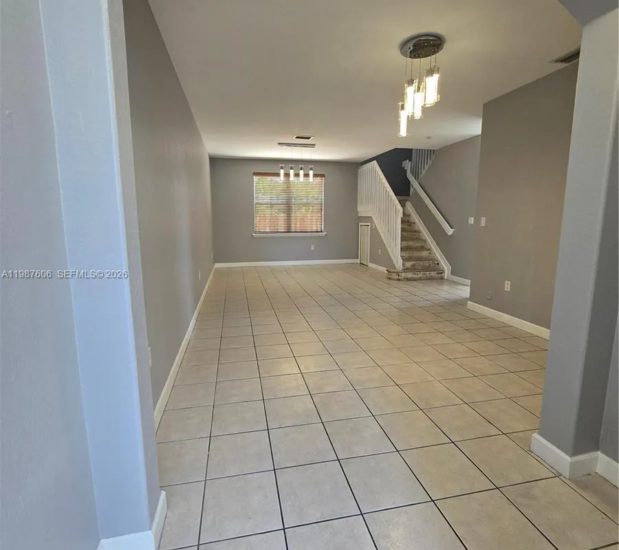 5630 NW 107th Ave # 1605, Doral FL 33178