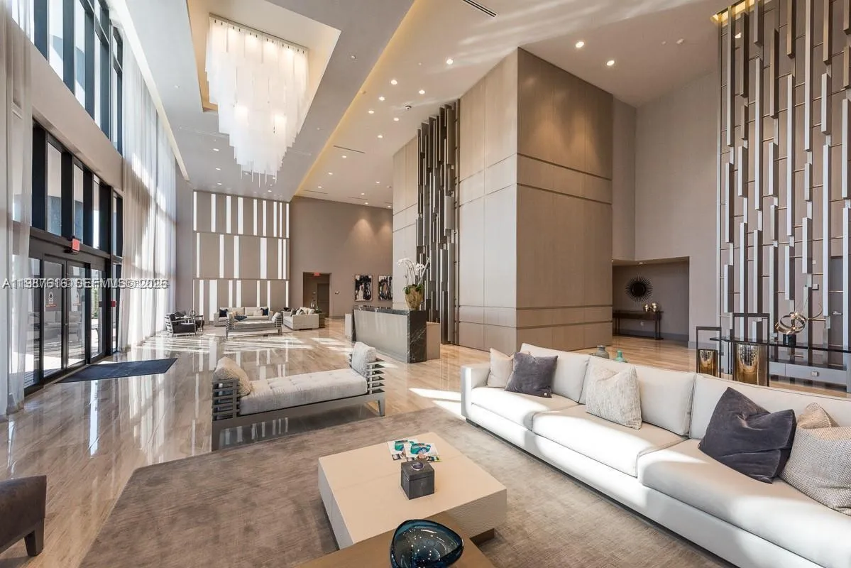 5300 NW 85th Ave # 409, Doral FL 33166