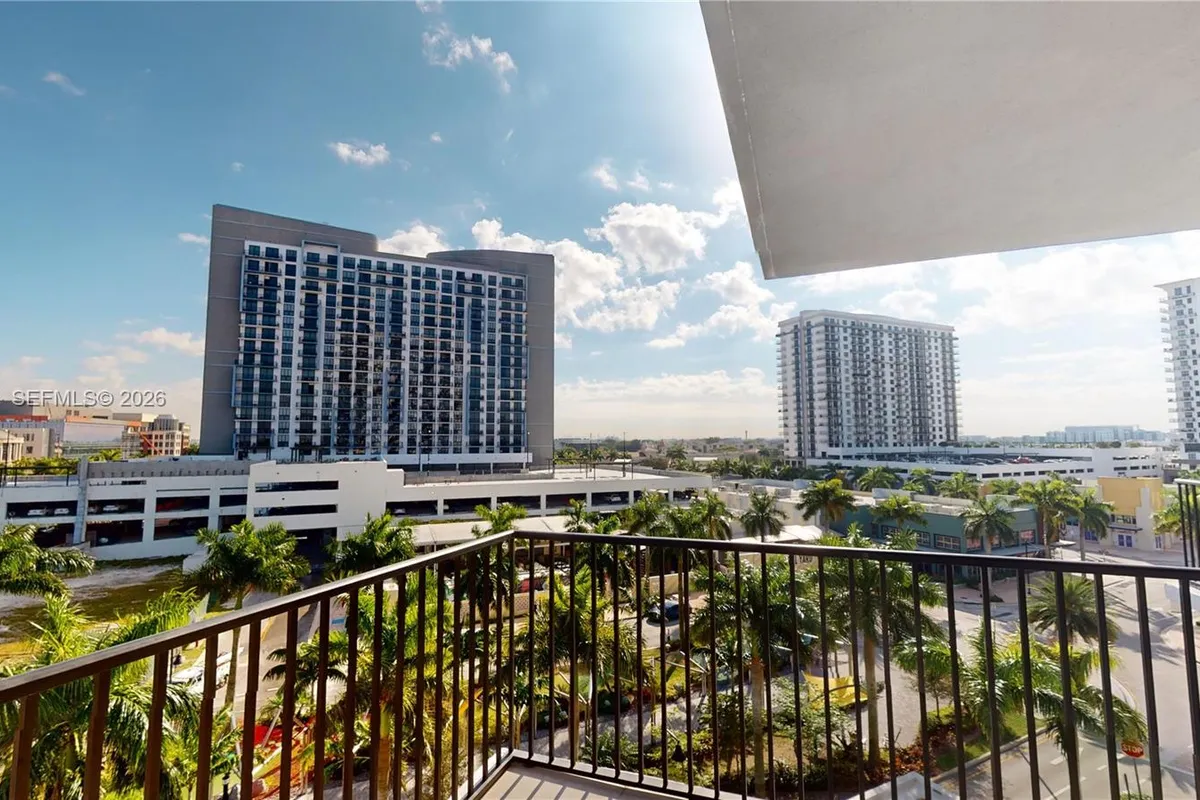 5300 NW 85th Ave # 409, Doral FL 33166