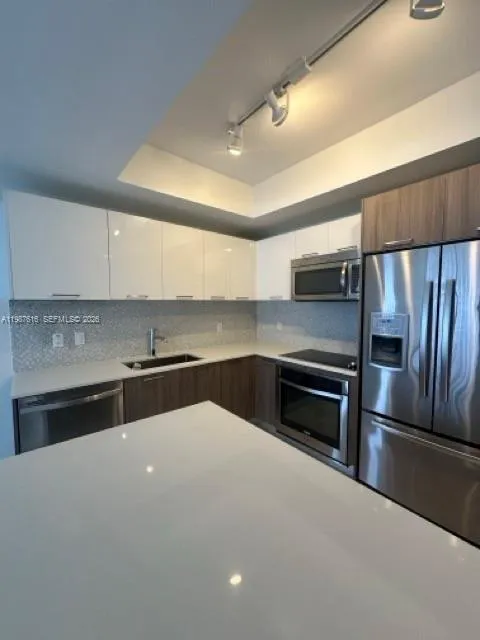 5300 NW 85th Ave # 409, Doral FL 33166