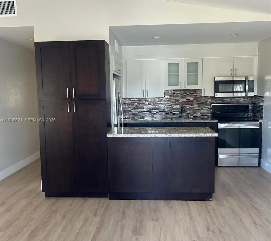 630 SE 3rd Pl, Hialeah FL 33010