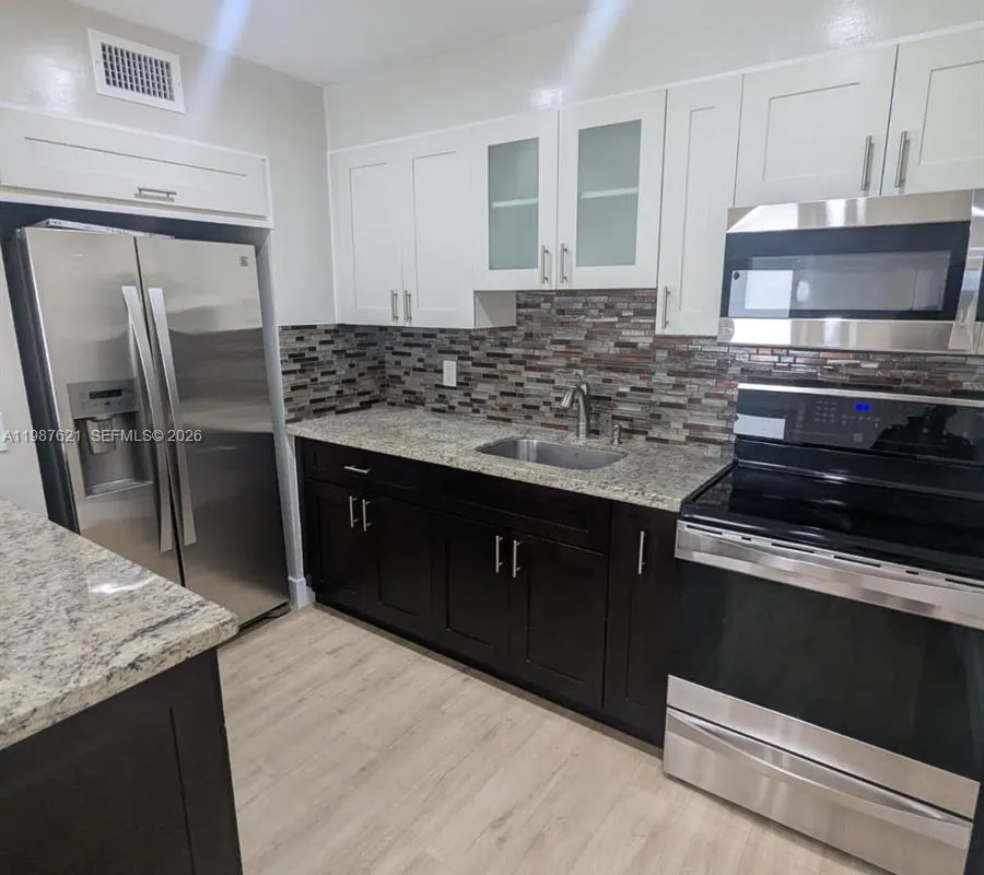 630 SE 3rd Pl, Hialeah FL 33010