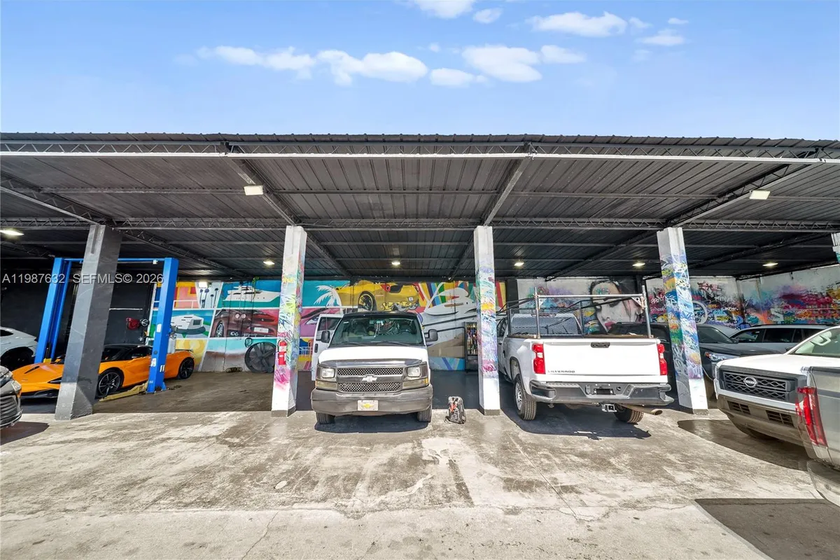 5700 NW 27th Ave, Miami FL 33142