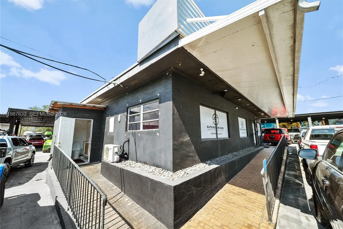 5700 NW 27th Ave, Miami FL 33142