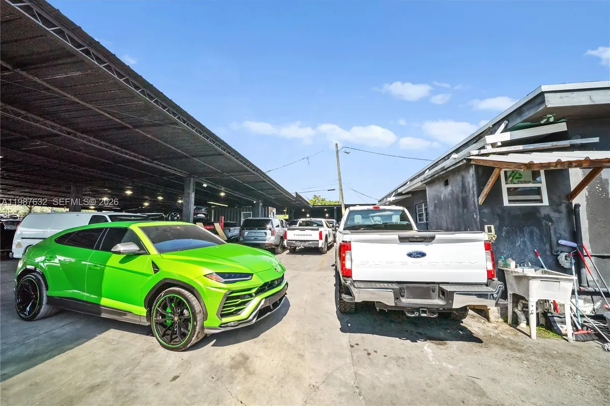 5700 NW 27th Ave, Miami FL 33142