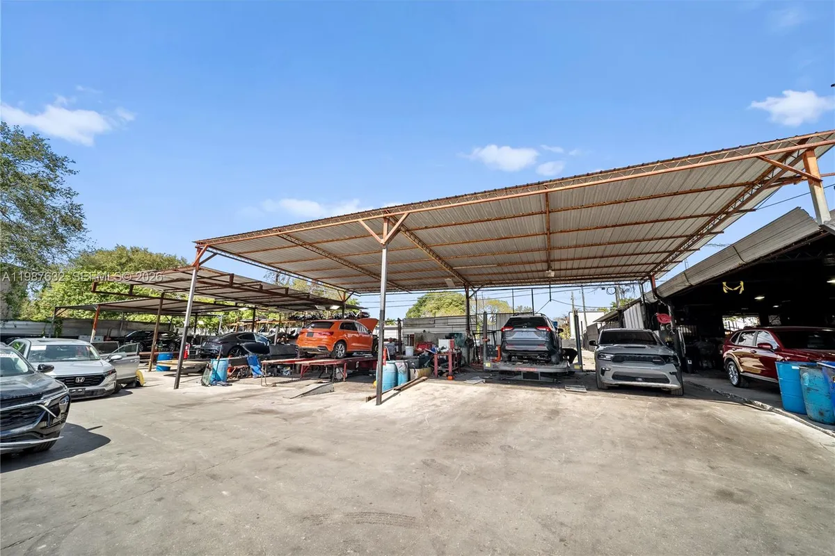 5700 NW 27th Ave, Miami FL 33142