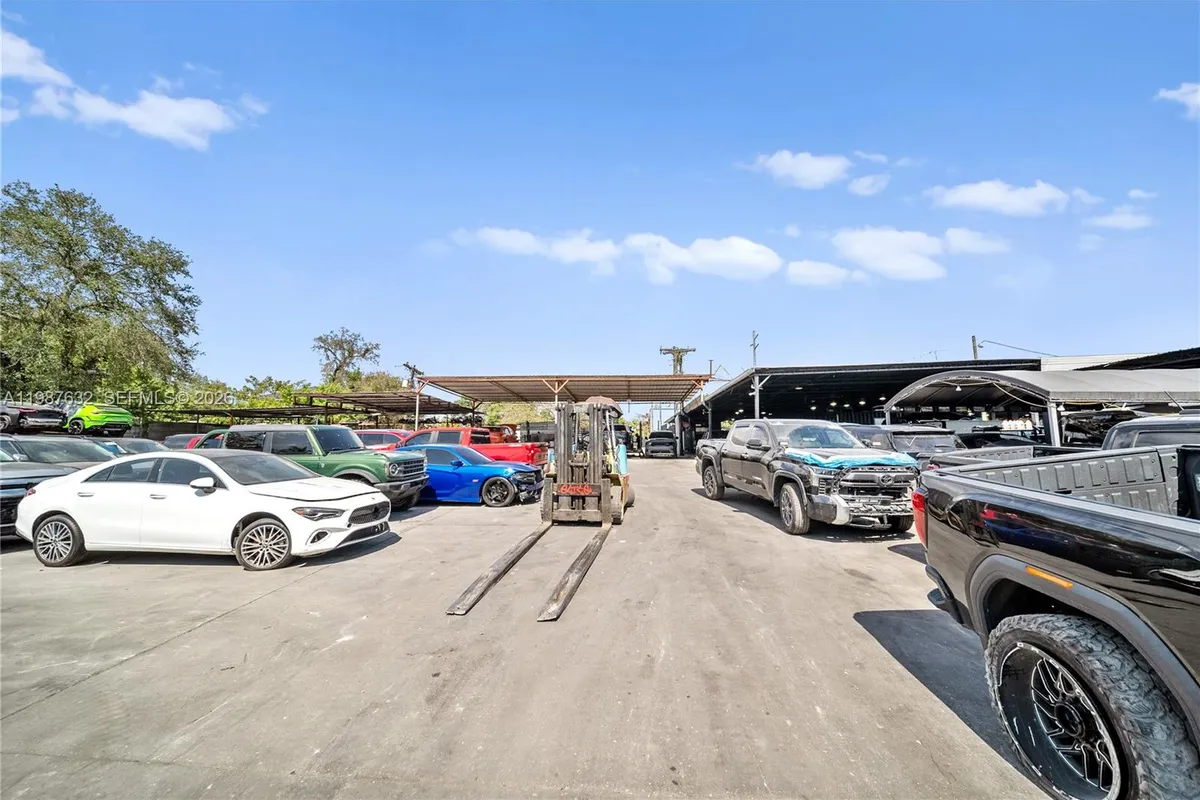 5700 NW 27th Ave, Miami FL 33142