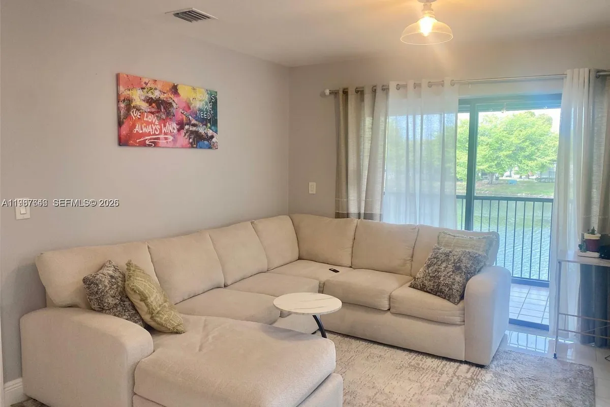 3613 NW 94th Ave # 7F, Sunrise FL 33351