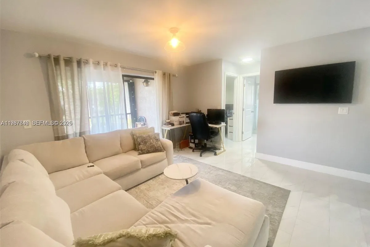 3613 NW 94th Ave # 7F, Sunrise FL 33351