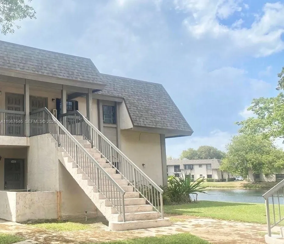 3613 NW 94th Ave # 7F, Sunrise FL 33351