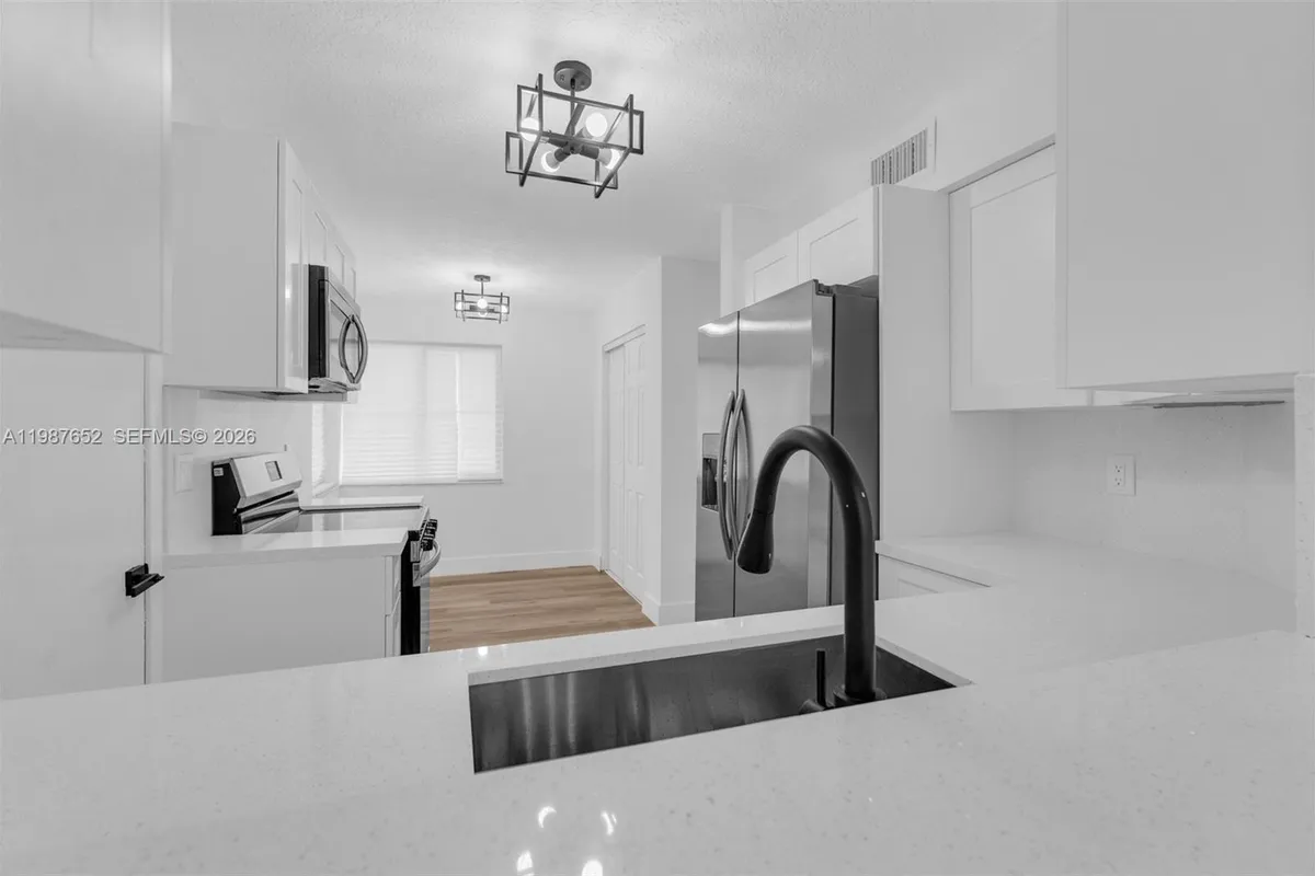 1163 SE 6th Ct, Dania Beach FL 33004