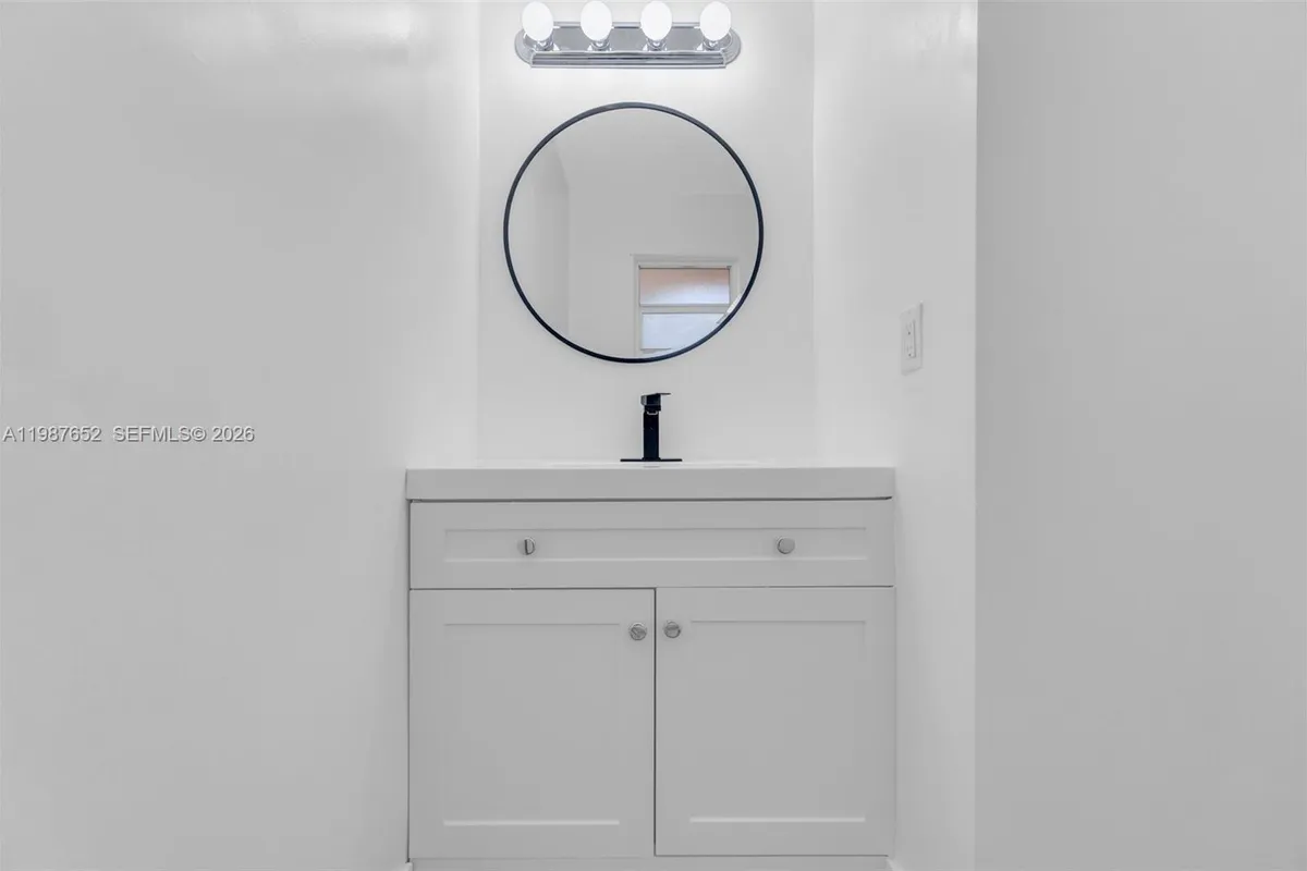 1163 SE 6th Ct, Dania Beach FL 33004