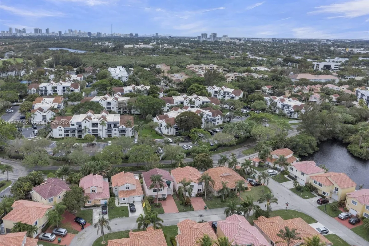 1163 SE 6th Ct, Dania Beach FL 33004