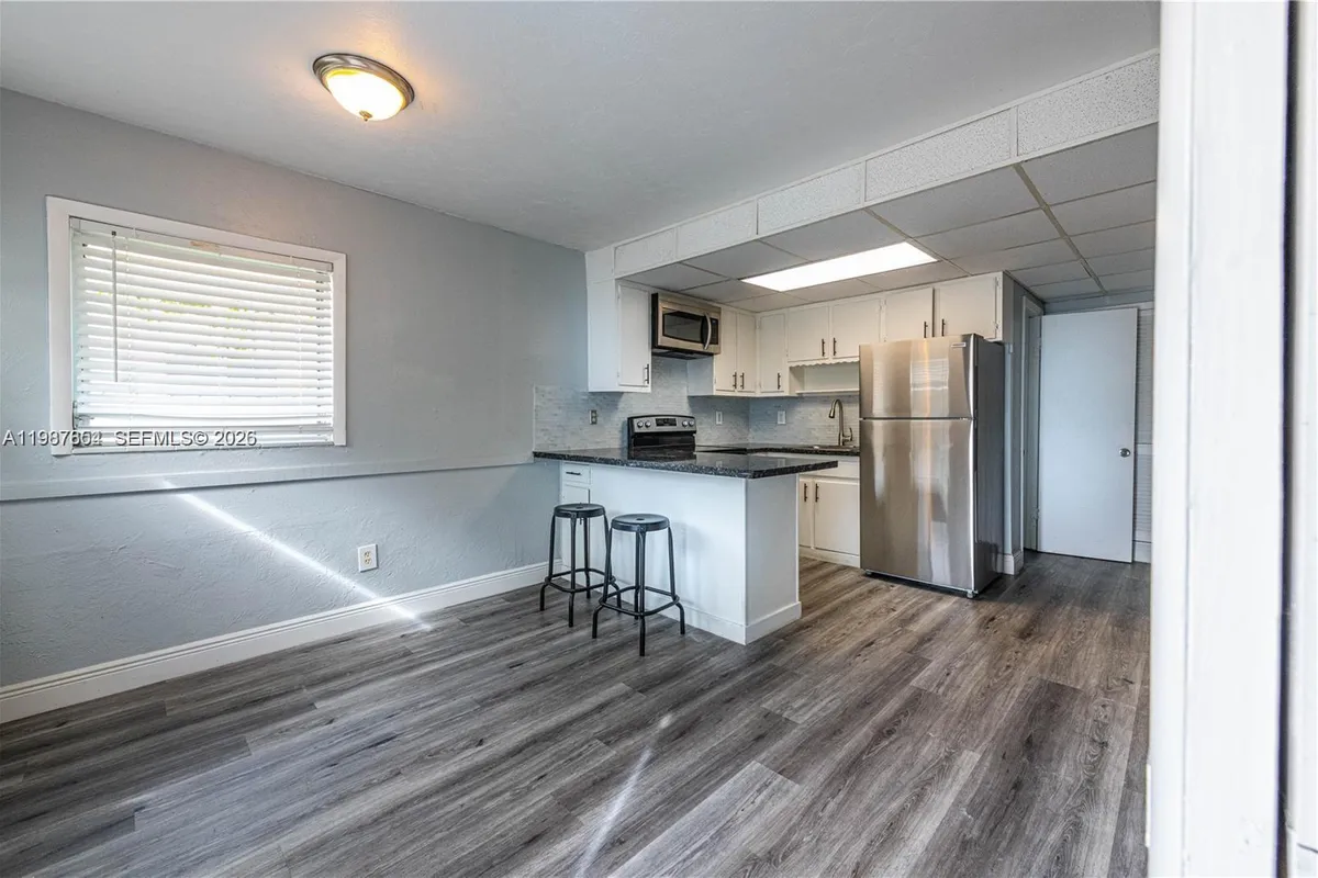 327 SW 20th St # 3, Fort Lauderdale FL 33315