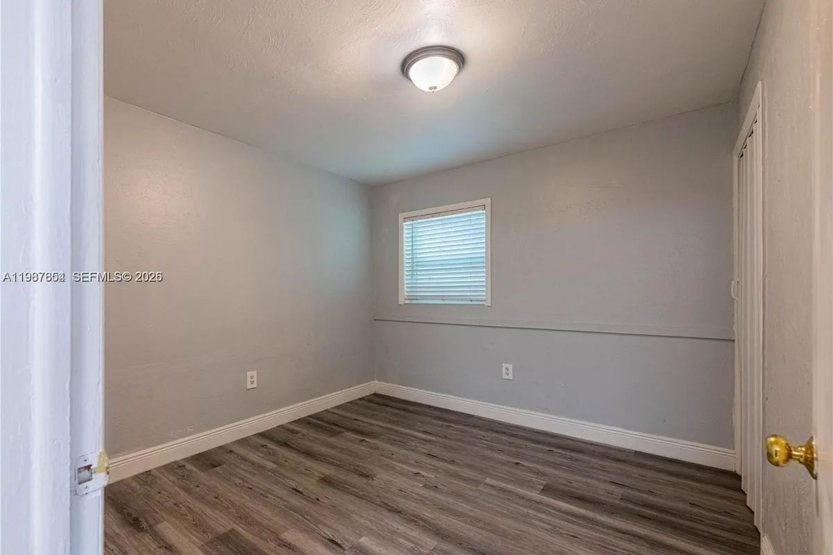 327 SW 20th St # 3, Fort Lauderdale FL 33315