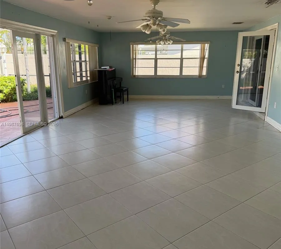 1220 SW 103rd Ct, Miami FL 33174